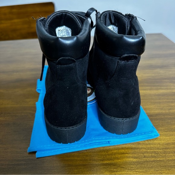Wanted Black Booties Size 9 NWOT - Picture 3 of 7